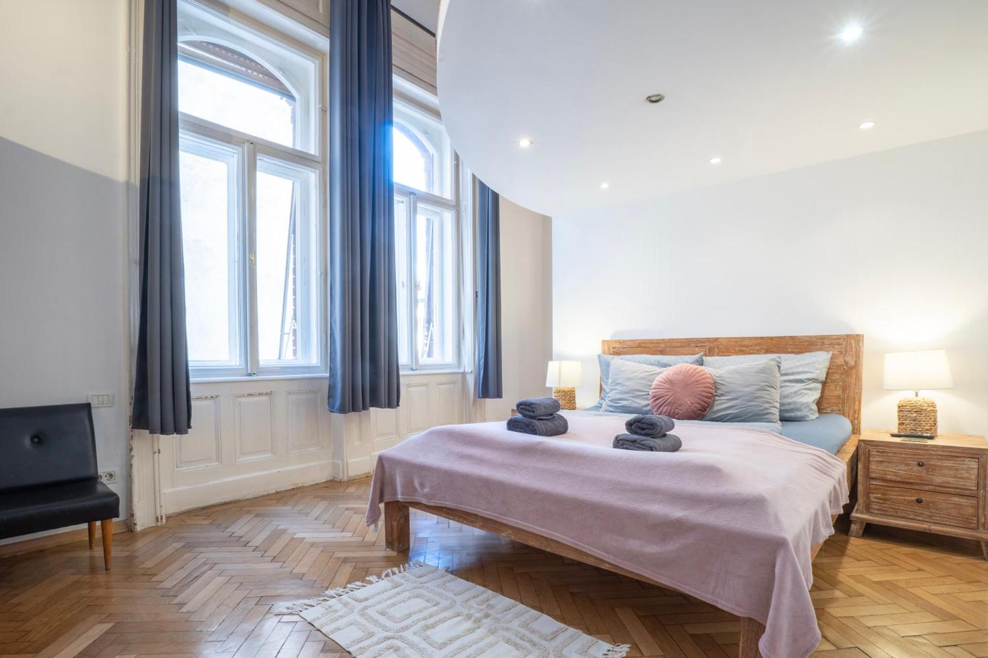 Cedar Inn Budapest - Palace District מראה חיצוני תמונה