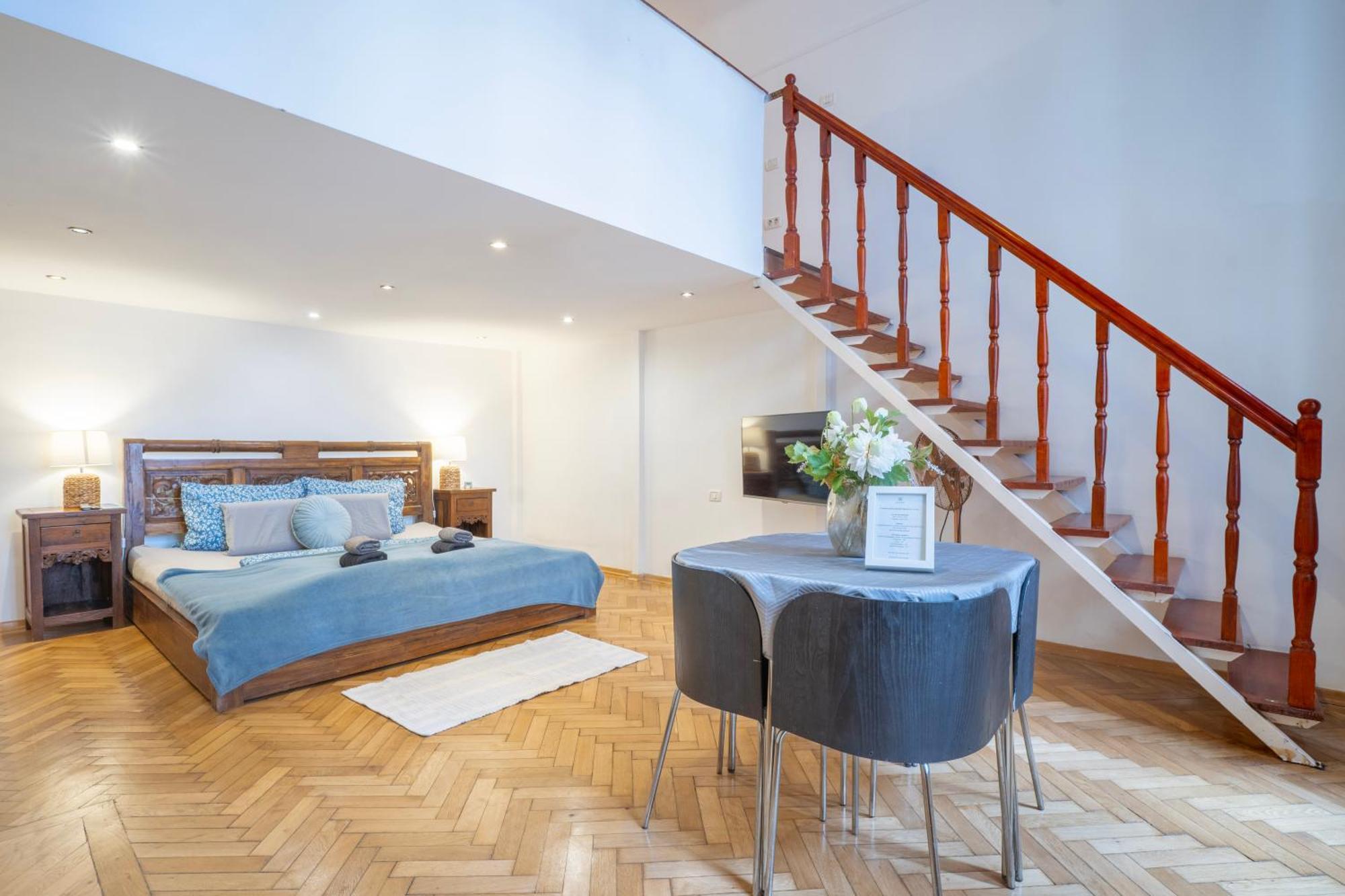 Cedar Inn Budapest - Palace District מראה חיצוני תמונה