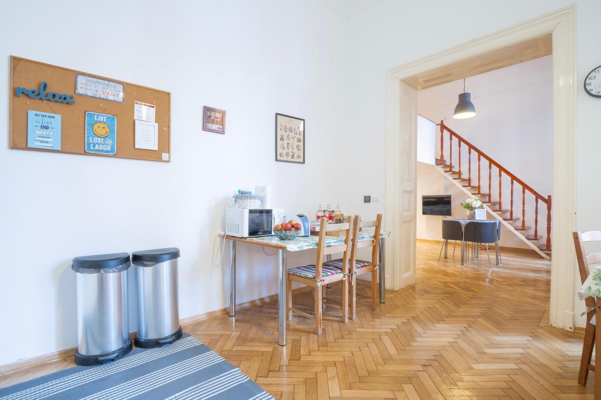 Cedar Inn Budapest - Palace District מראה חיצוני תמונה