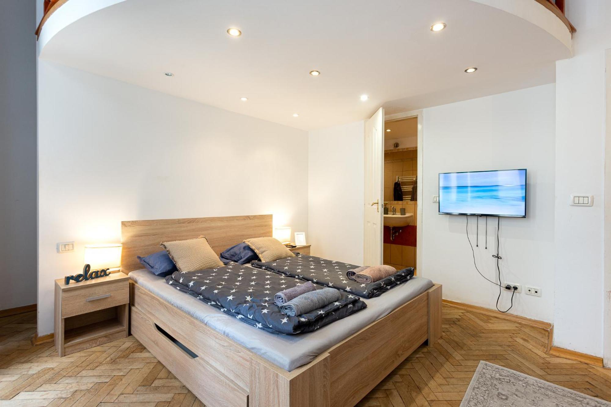 Cedar Inn Budapest - Palace District מראה חיצוני תמונה